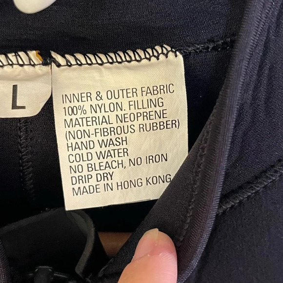 Adult sized Seaquest shorty black/blue long sleeve wetsuit Size large - Picture 3 of 5